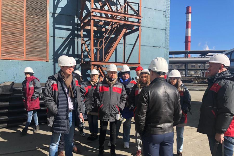 Visiting Module of EMBA Students at UMMC-Holding Visiting Module of EMBA Students at UMMC-Holding