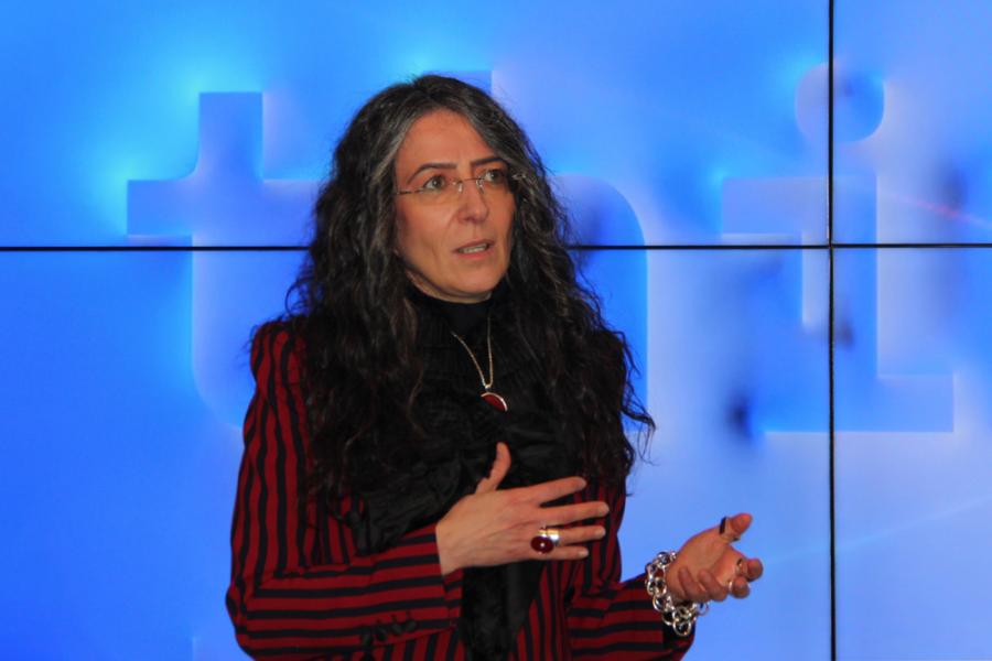 Seminar for students of the Digital Economy Programme at IBM Seminar for students of the Digital Economy Programme at IBM