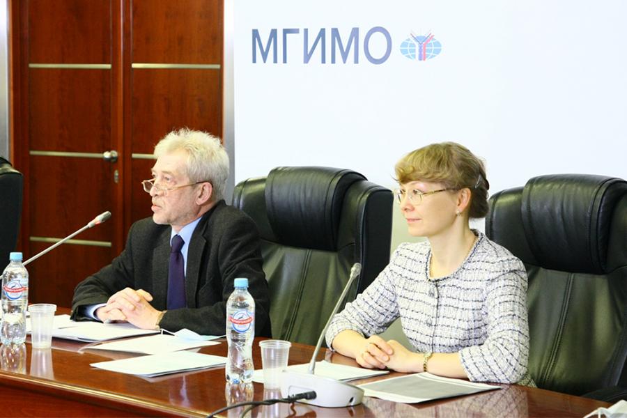 Ninth Edition of MGIMO and UNITAR Joint Course for CIS Civil Servants Ninth Edition of MGIMO and UNITAR Joint Course for CIS Civil Servants